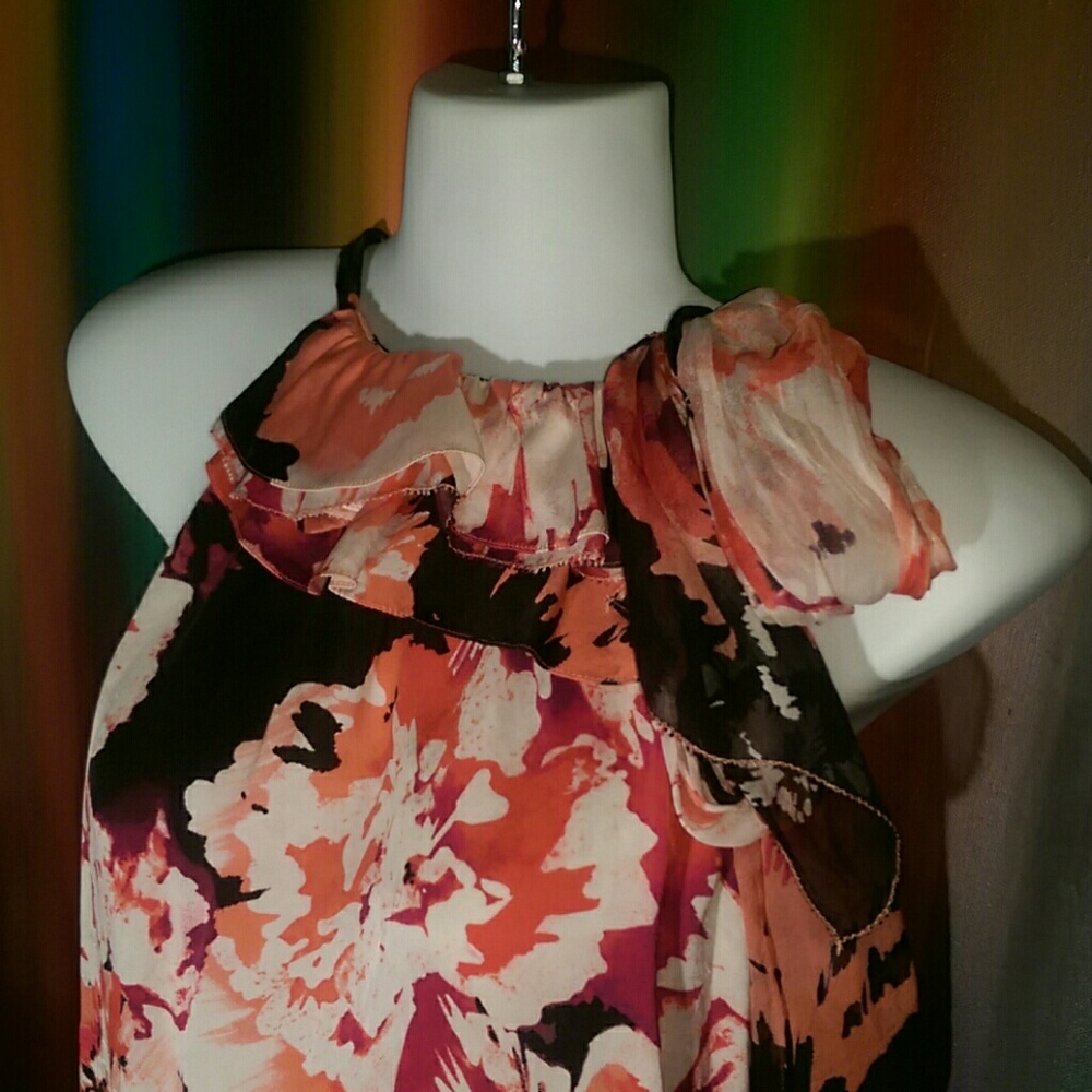 Elie Tahari Sleeveless Blouse - Picture 2 of 7